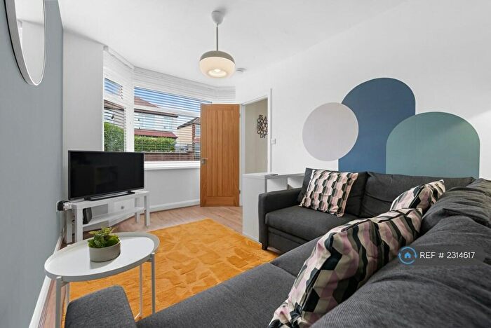 3 Bedroom End Of Terrace House To Rent In Burnsall Road, Coventry, CV5