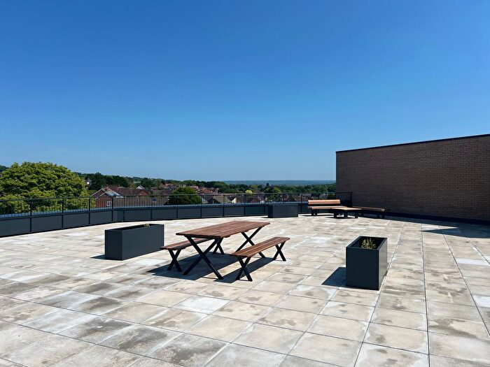 2 Bedroom Flat To Rent In Prince Charles Road, Exeter, EX4