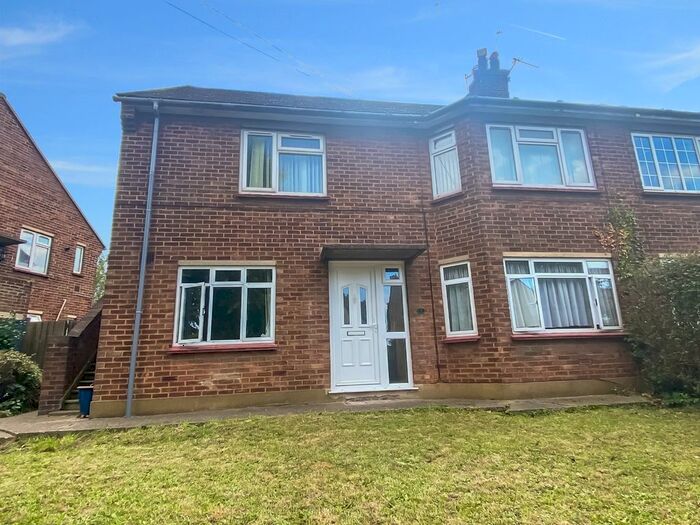 2 Bedroom Flat To Rent In Alkerden Lane, Swanscombe, Kent, DA10