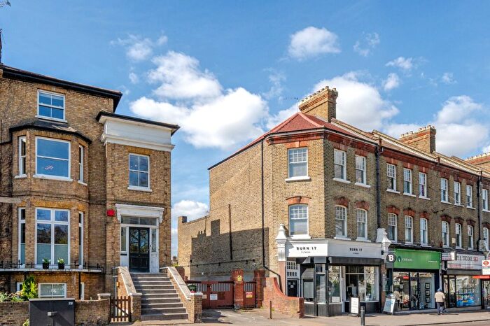 2 Bedroom Flat To Rent In Westcombe Hill, London, SE3