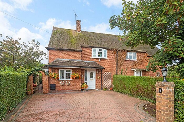 3 Bedroom Detached House For Sale In Harcourt Close, Dorney Reach, SL6