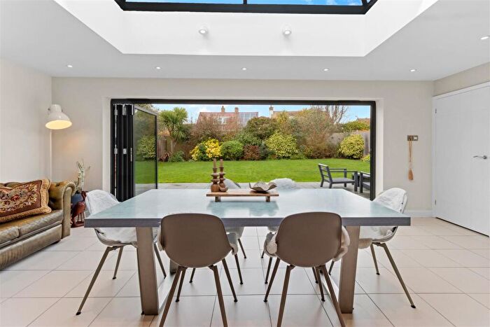 3 Bedroom Detached Bungalow For Sale In Kingsmead Lane, Seaford, BN25