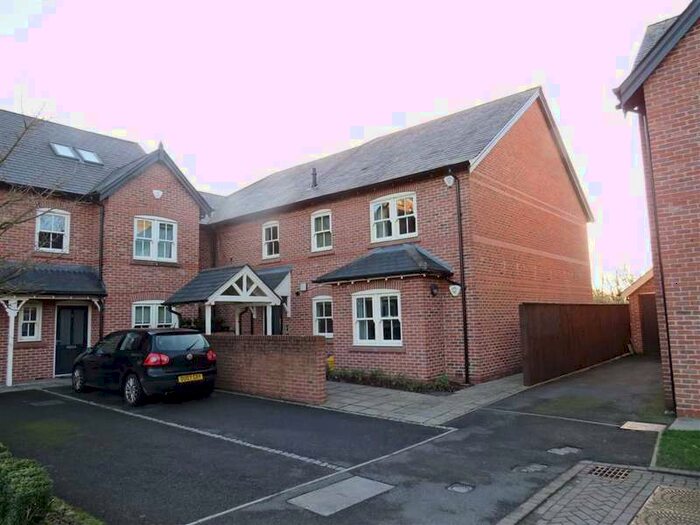 2 Bedroom Apartment To Rent In Badgers Croft, Mobberley, WA16