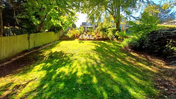 4 Bedroom Chalet For Sale In Park Road, Hook Norton, OX15