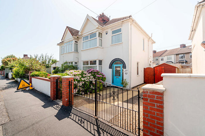 3 Bedroom Semi Detached House For Sale In Clinton Road, Bedminster, Bristol, BS3