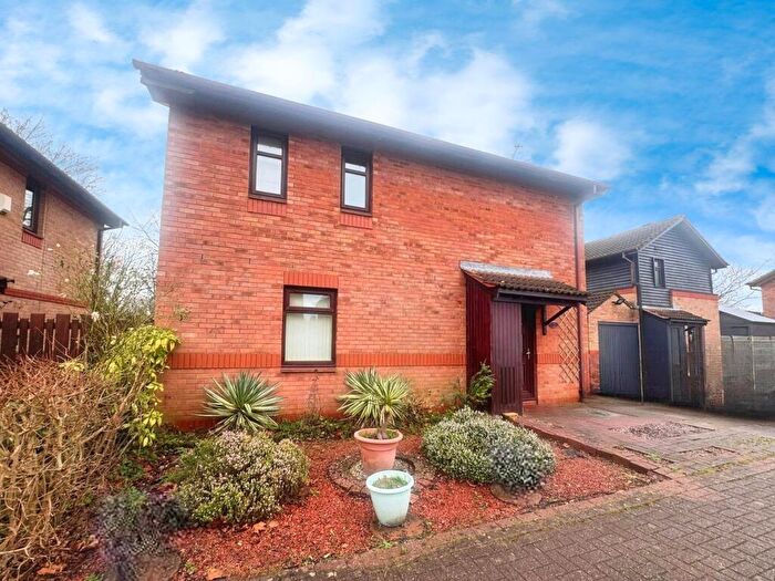 4 Bedroom Detached House For Sale In Derwood Grove, Werrington, Peterborough, PE4