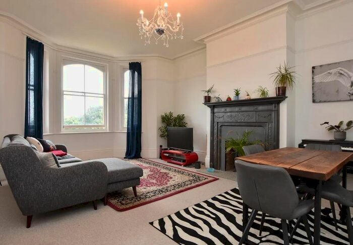 2 Bedroom Flat To Rent In Pevensey Road, St. Leonards-On-Sea, TN38