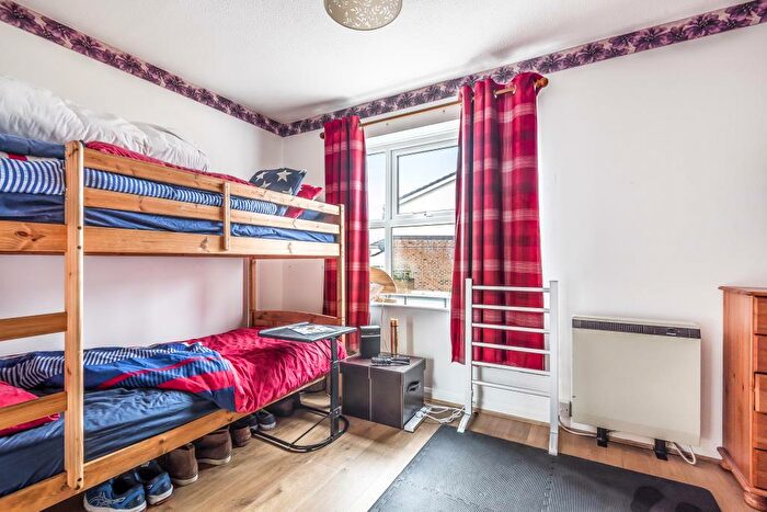 1 Bedroom Maisonette To Rent In Broomfield, Lightwater, GU18
