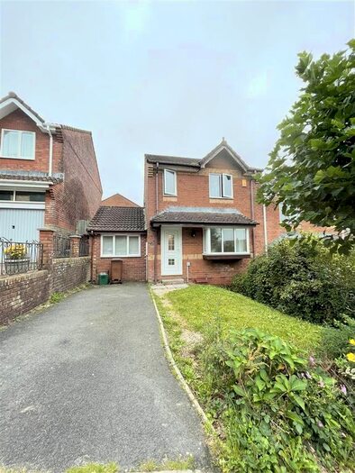 3 Bedroom Semi-Detached House To Rent In Pinehurst Way, Woodlands, Ivybridge, PL21
