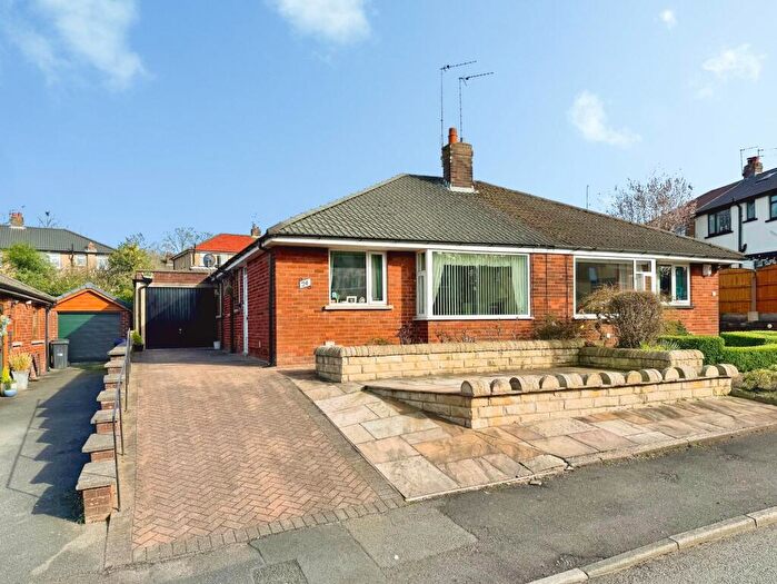 2 Bedroom Bungalow For Sale In Queen Elizabeth Crescent, Accrington, BB5