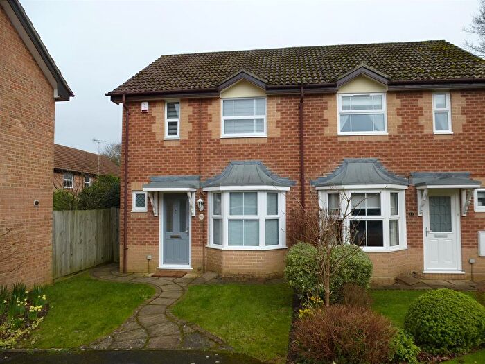 2 Bedroom Semi-Detached House To Rent In Valley Side, Liphook, GU30