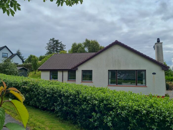 4 Bedroom Bungalow For Sale In Rhenetra, Snizort, IV51