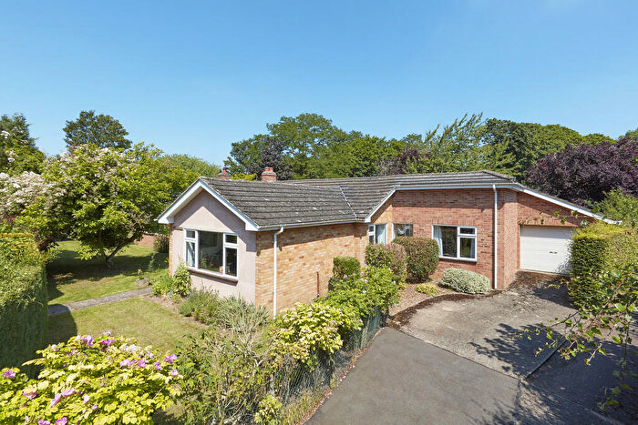 5 Bedroom Detached Bungalow For Sale In Newmarket, Cambridgeshire, CB8