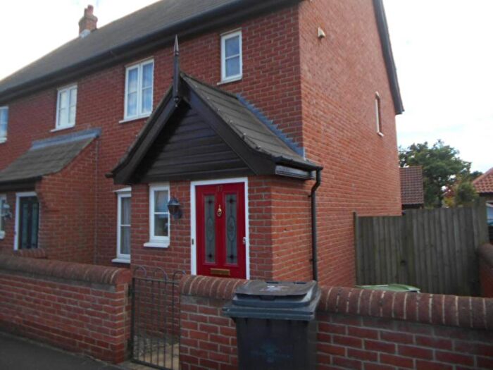 2 Bedroom Semi-Detached House To Rent In Devlin Drive, Poringland, NR14