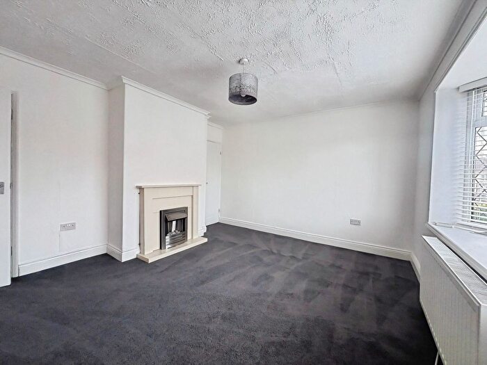 2 Bedroom Flat For Sale In Glasgow Road, Jarrow, NE32