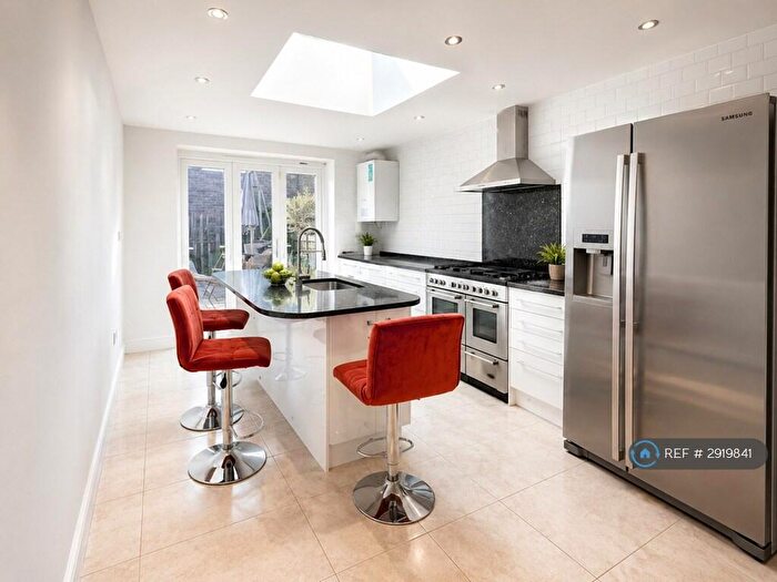 5 Bedroom Terraced House To Rent In Colchester Road, London, E10