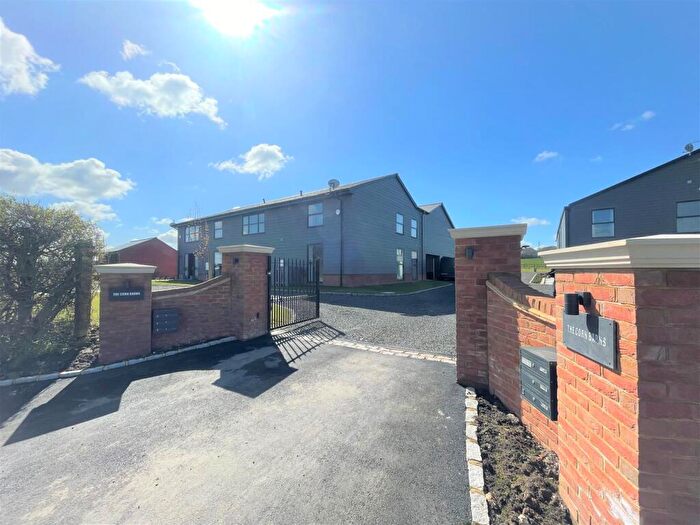 3 Bedroom Barn Conversion To Rent In The Corn Barns, Crondall, GU10