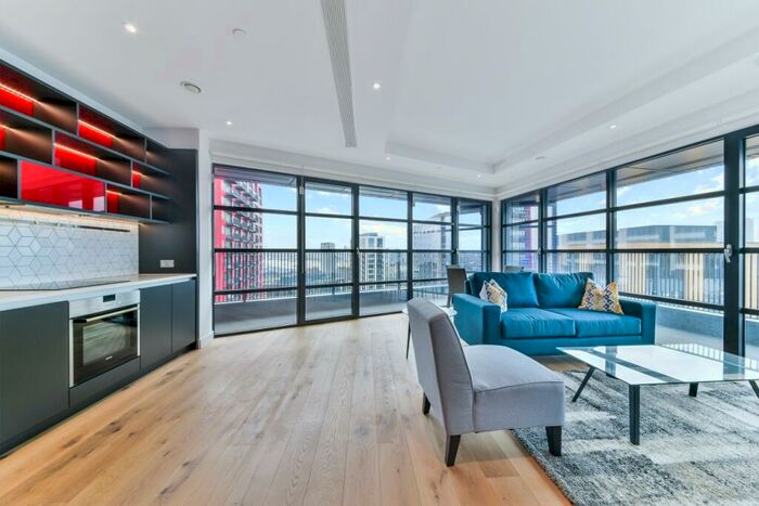 2 Bedroom Apartment To Rent In Bridgewater House, London City Island, Canning Town, E14
