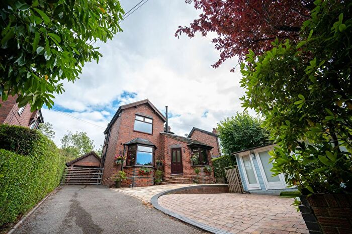 3 Bedroom Detached House For Sale In Star Amp; Garter Road, Stoke-On-Trent, ST3