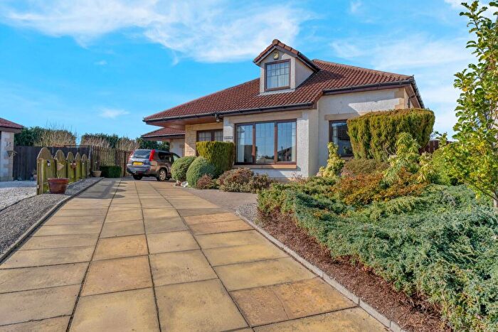 5 Bedroom Detached House For Sale In The Castings, Dunfermline, KY12