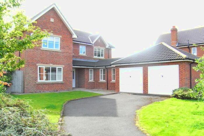 4 Bedroom Detached House To Rent In Cleveland Drive, Marton-In-Cleveland, Middlesbrough, TS7