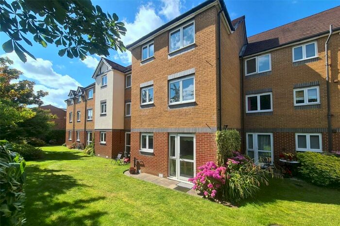 2 Bedroom Retirement Property To Rent In Bentley Court, Camberley, GU15