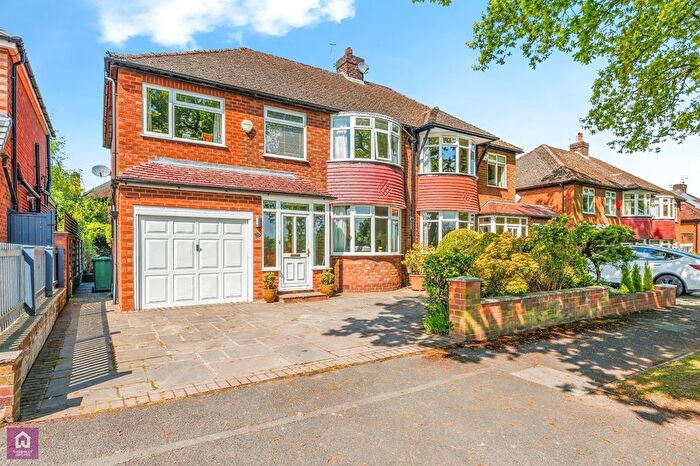 4 Bedroom Semi Detached House For Sale In Clay Lane, Hale, Cheshire, WA15
