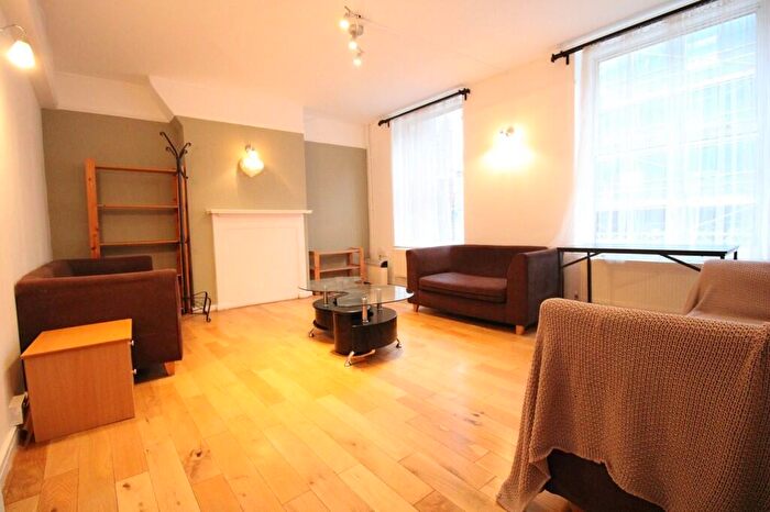5 Bedroom Flat To Rent In Wentworth St, London, E1