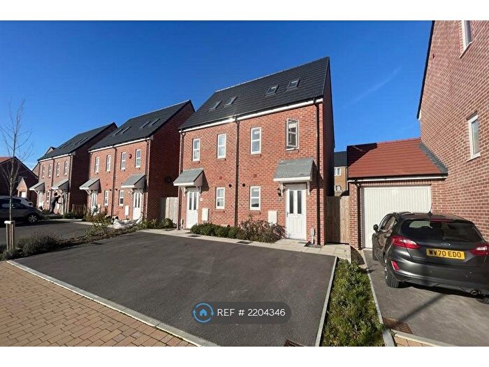 3 Bedroom Semi-Detached House To Rent In Jockey Way, Andover, SP11