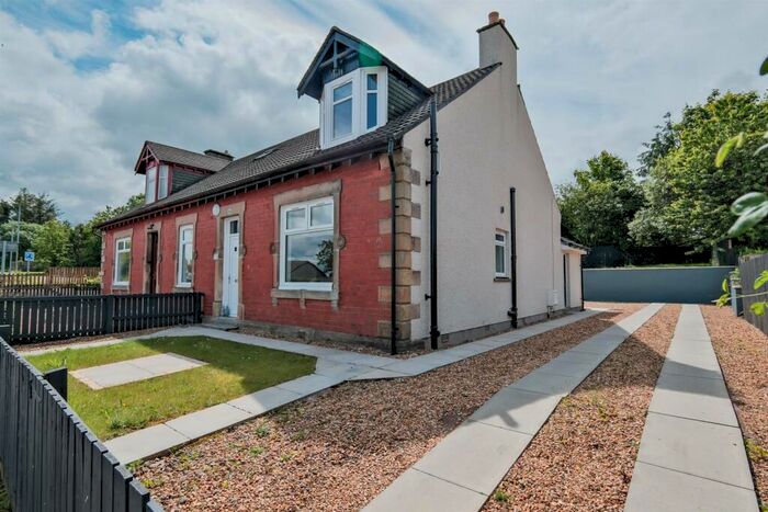 3 Bedroom Semi-Detached House For Sale In Allanton Road, Allanton, ML7