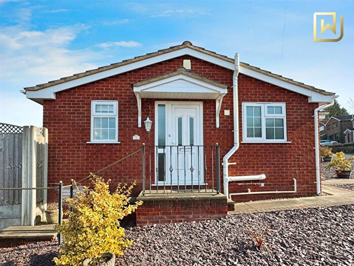 2 Bedroom Detached Bungalow For Sale In Southlands Close, Leek, Staffordshire, ST13