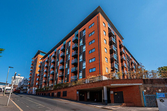2 Bedroom Flat To Rent In Ringers Road, Bromley, BR1