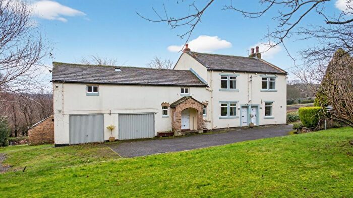 4 Bedroom Detached House For Sale In Hough Side Road, Pudsey, West Yorkshire, LS28