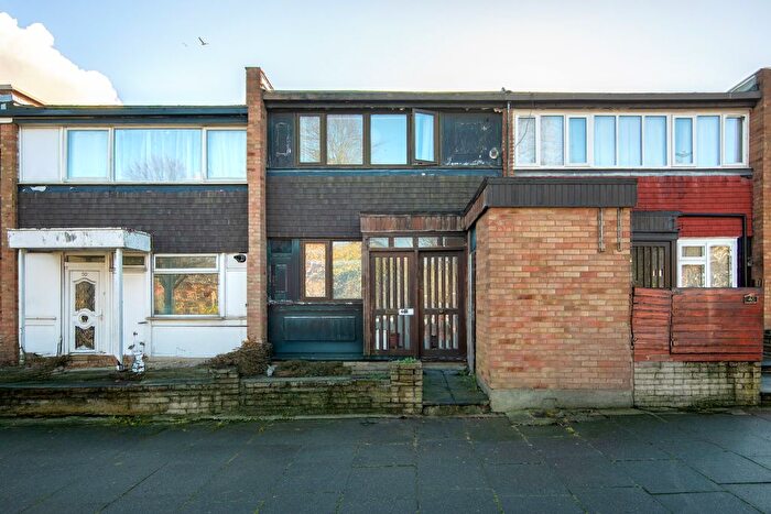 3 Bedroom Terraced House For Sale In White Hart Lane, London, N22