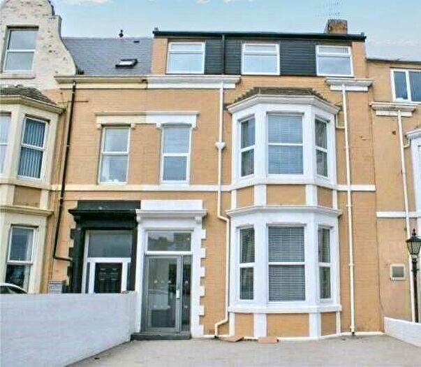 2 Bedroom Apartment For Sale In South Parade, Whitley Bay, Tyne And Wear, NE26