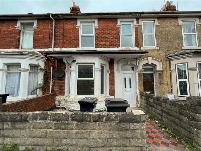 3 Bedroom House To Rent In Manchester Road, Swindon, SN1