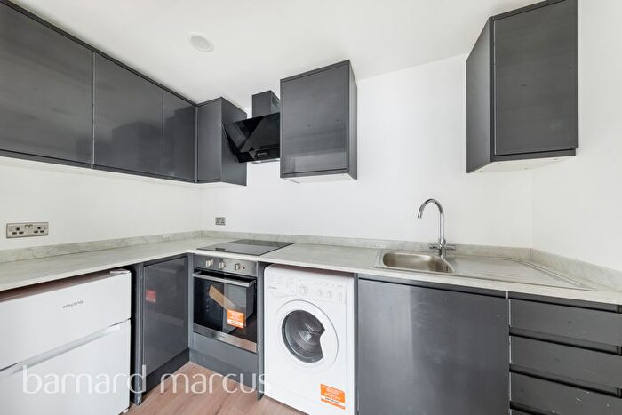 1 Bedroom Flat To Rent In Portland Road, South Norwood, SE25