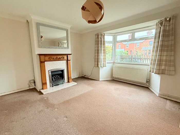2 Bedroom Semi-Detached House For Sale In Picket Close, Fordingbridge, SP6