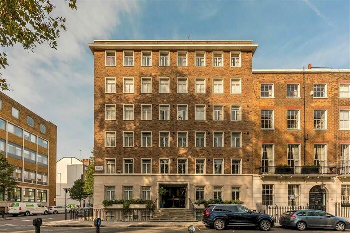 3 Bedroom Flat To Rent In Montagu Square, London, W1H