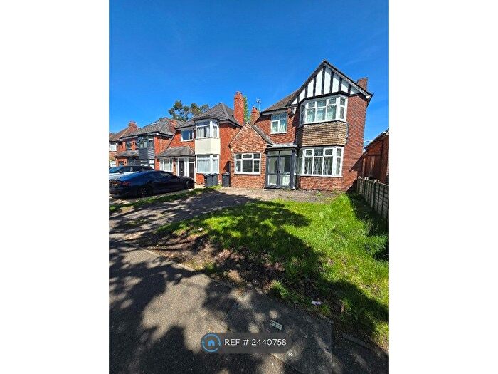 4 Bedroom Detached House To Rent In Stratford Road, Birmingham, B28