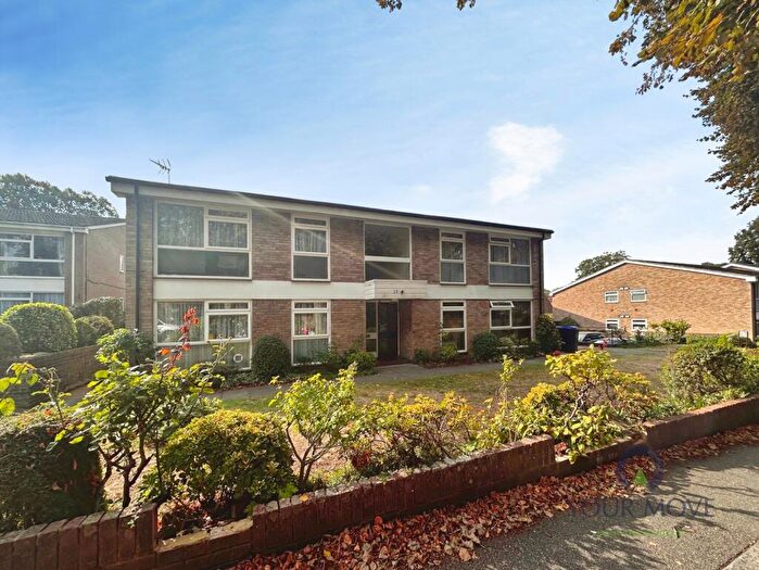 1 Bedroom Flat For Sale In Brambledown Road, Wallington, SM6