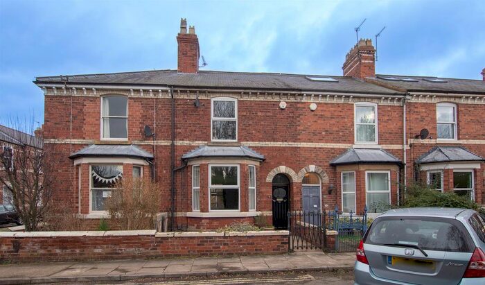 2 Bedroom Town House To Rent In Grove View, Clifton, York, YO30