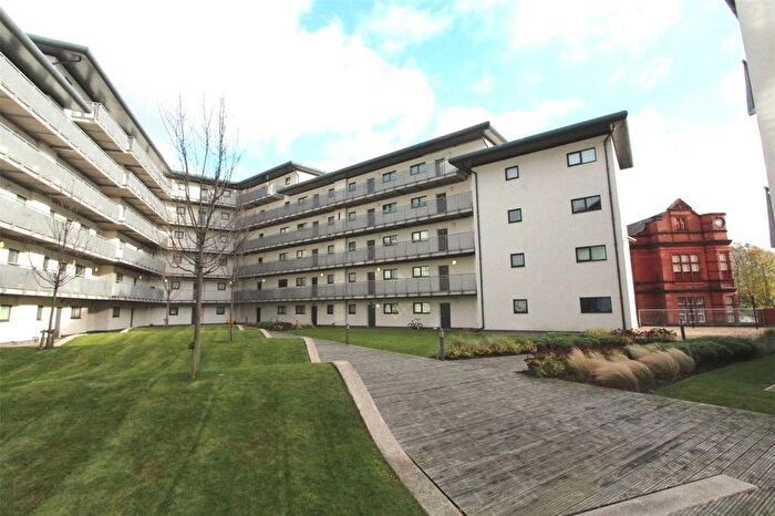 2 Bedroom Flat To Rent In Manchester Street, Manchester, M16