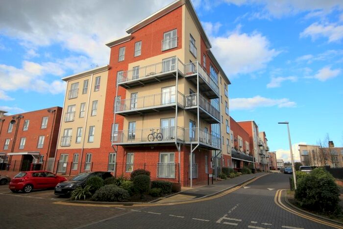 2 Bedroom Flat To Rent In Bosworth House, Battle Square, Reading, Berkshire, RG30