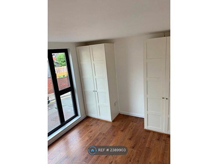 1 Bedroom Flat To Rent In Marlborough Avenue, London, E8