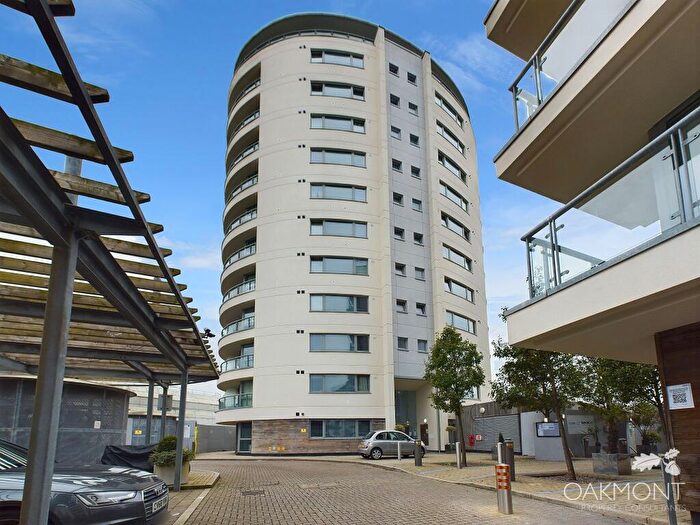 2 Bedroom Apartment To Rent In Maxim Tower, Mercury Gardens, Romford, RM1