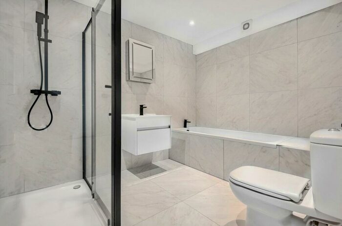 2 Bedroom Apartment To Rent In Chipping Street, Tetbury, Gloucestershire, GL8