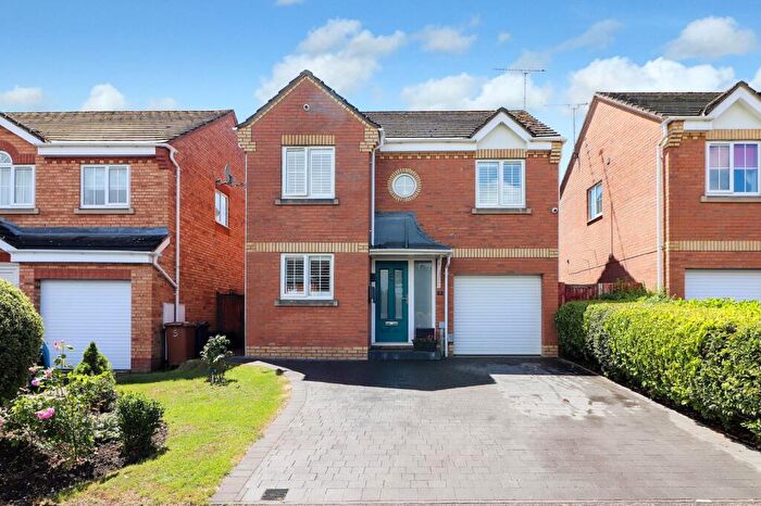 4 Bedroom Detached House For Sale In Redwing Close, Stevenage, Hertfordshire, SG2