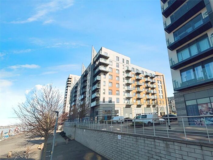 2 Bedroom Flat To Rent In Pegasus Way, Gillingham, Kent, ME7