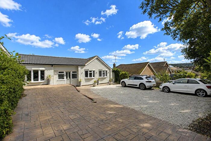 4 Bedroom Detached House For Sale In Christchurch Road, Tring, HP23
